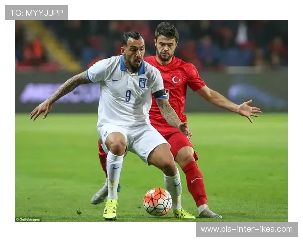 巴延德尔强调土耳其队士气高涨无论谁上场都将全力以赴争胜