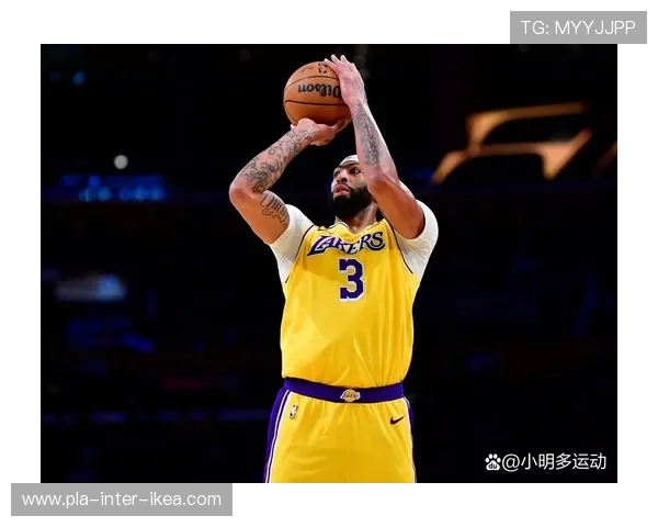 浓眉在丹佛高原砍下32分13篮板坦言疲惫但努力克服挑战