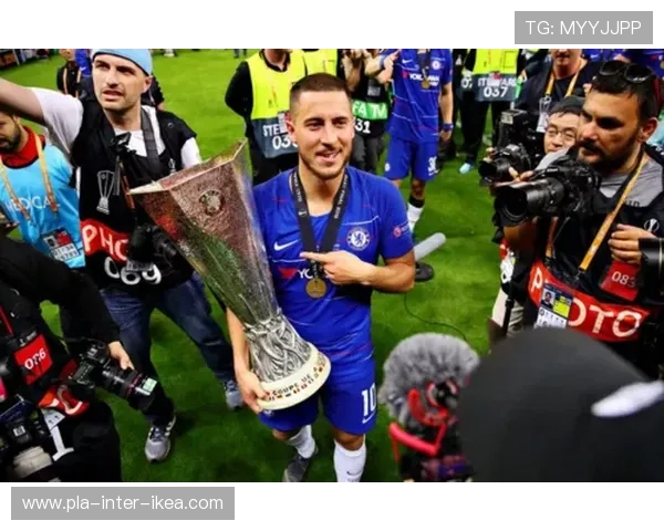 切尔西传奇赛阵容揭晓切赫特里阿扎尔领衔佐拉遗憾缺席